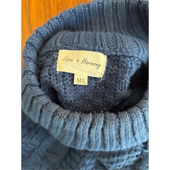 Love & Harmony Womens Blue Red Hearts Acrylic Cable Knit Fisherman Sweater Large - Picture 7 of 9